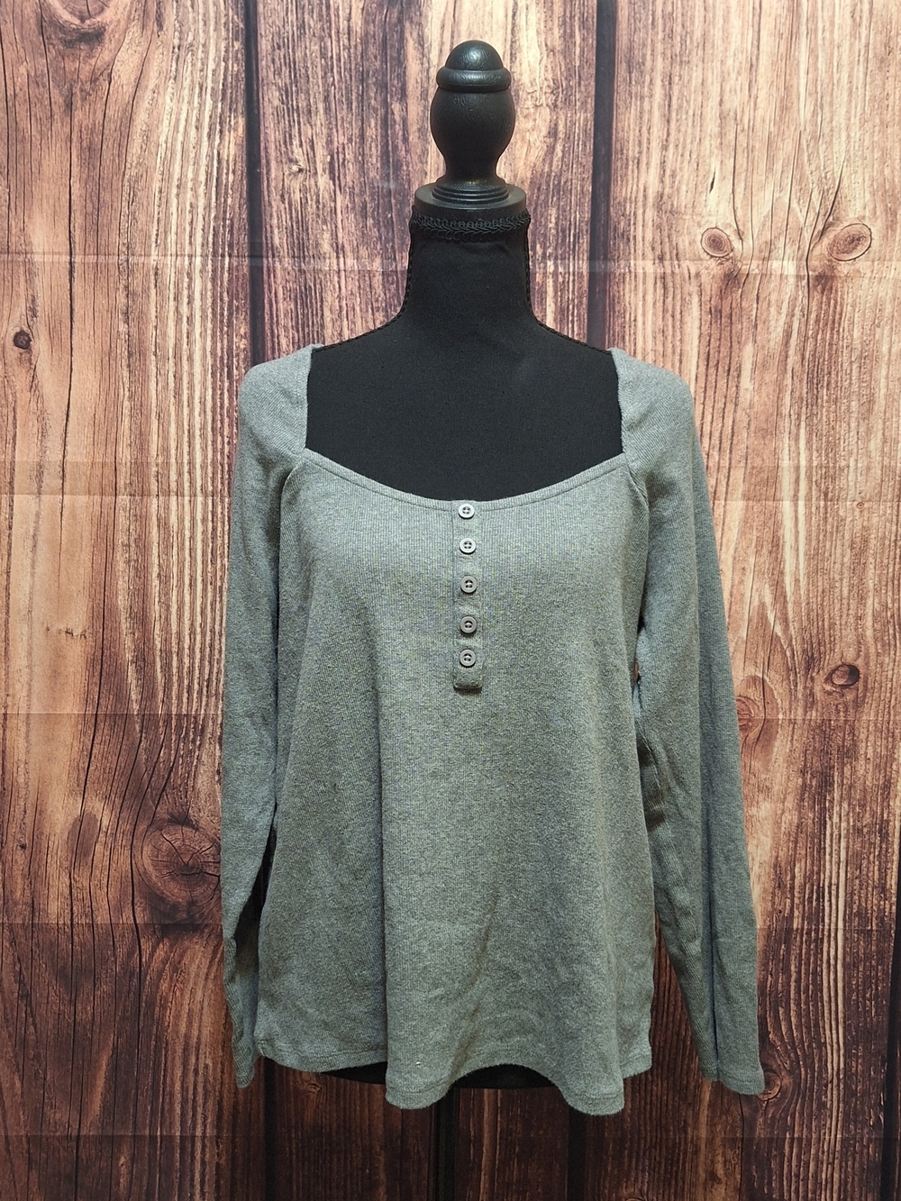 torrid Gray Long Sleeve Henley Top with Square Neck Size 2